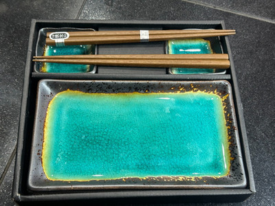 Miya Sushi Plate Set Japan Crackle Glaze Box Set Complete