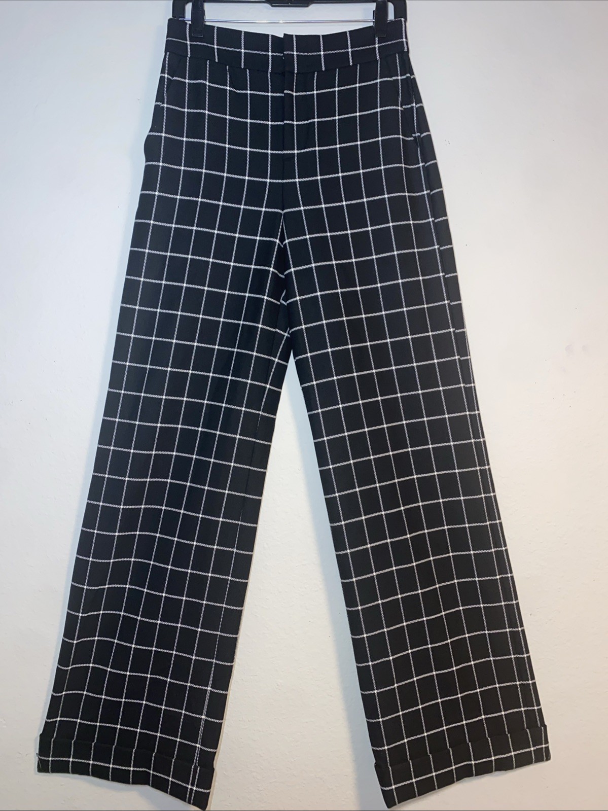 Alice + Olivia Women's Pants Black/White Size 4