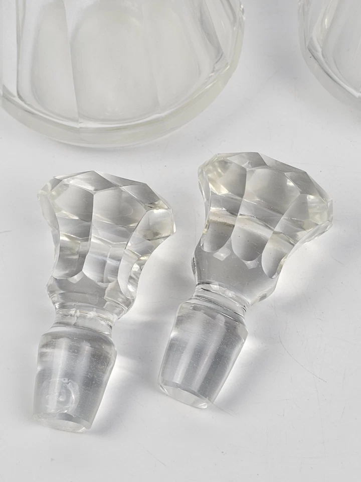 ANTICHE BOTTIGLIE IN VETRO SOFFIATO CON TAPPI in CRISTALLO VINTAGE da Collezione - Immagine 4 di 4