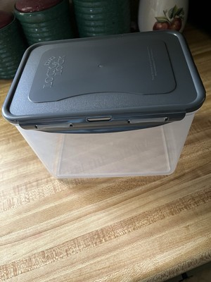Lock n Lock Rectangle Container, Steel Gray, NEW