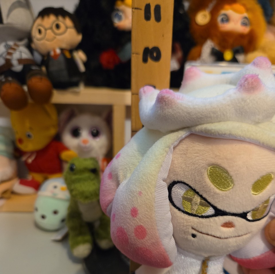 Splatoon 2. Amazon Nintendo Splatoon 2 Pearl Plush Doll Stuffed Toy, Splatoon Series, 2017 ...