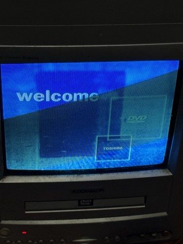 Toshiba DVD Player Combo TV MD9DM1R Silver 9" Screen 2002 Remote Included Tested - Bild 10 von 11