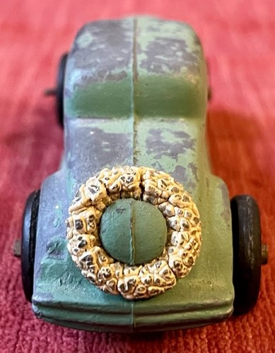 Vintage 1930s Slush Mold Green Coupe Car Rubber Spare Tire On Back 4.25 Unmarked - Picture 4 of 7