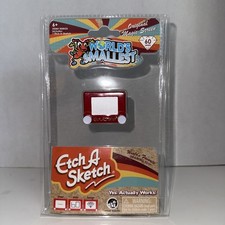 ETCH A SKETCH World's Smallest Classic Game New In Package miniature Draw Write