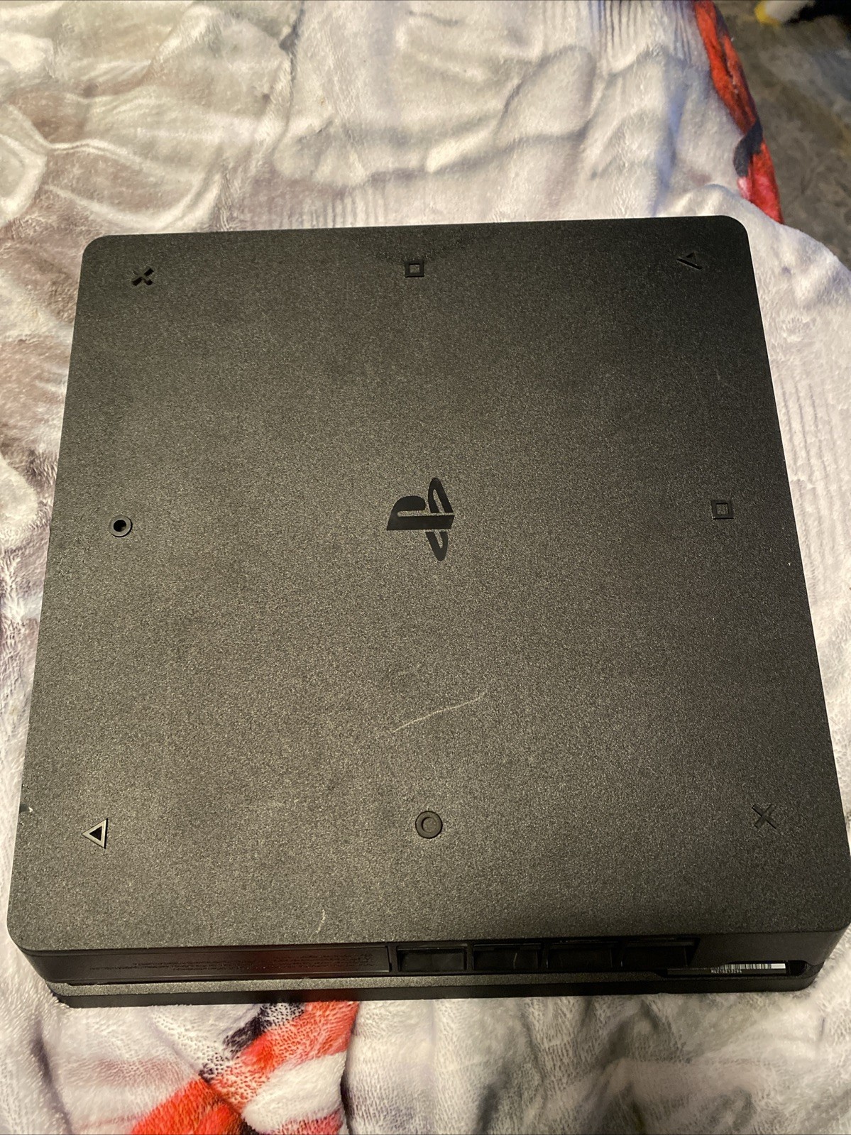 PS4 Slim & PS4. 2 Controllers ( 1 Wireless),2 HDMI CORDS, 2 Power Cords, 3 Games