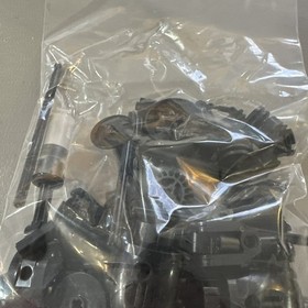 LEGO Star Wars: V-19 Torrent (7674)- wrong torso 