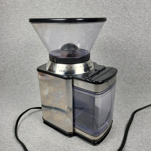Cuisinart Burr Mill Coffee Bean Grinder CCM16SA Cleaned Tested Works