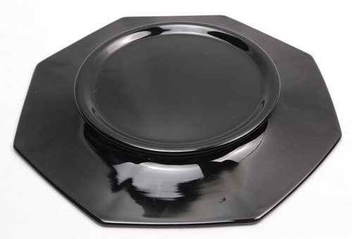 Vintage L.E. Smith 7.75" Black Amethyst Glass Octagon Salad Plates - Picture 11 of 12