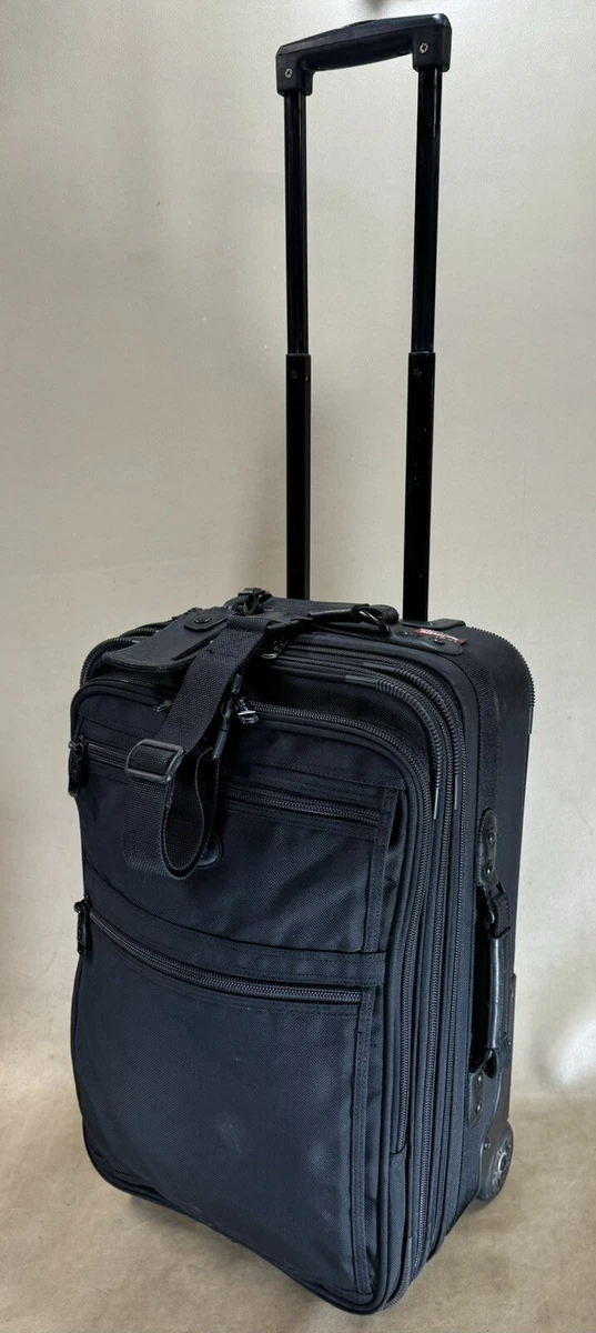Kirkland Signature 22 Upright Carry On Expandable Wheeled Suitcase Black
