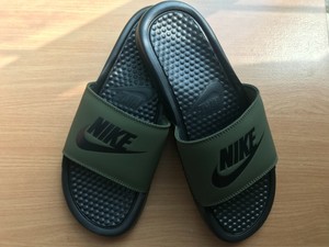 nike pool sandals