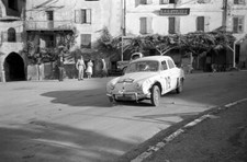 Herve Laurent Alexis Chabert Renault Dauphine Rally Car 1960 Old Photo 3