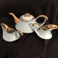 Vtg Retro Pearl China Co.  Blue Teapot Sugar and Creamer 22K Gold USA Mid Cent.