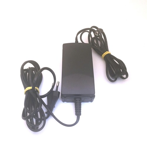Scalextric Sport Digital Power Supply 12V 2.5A EU plug New Unboxed C7004 - Picture 2 of 4
