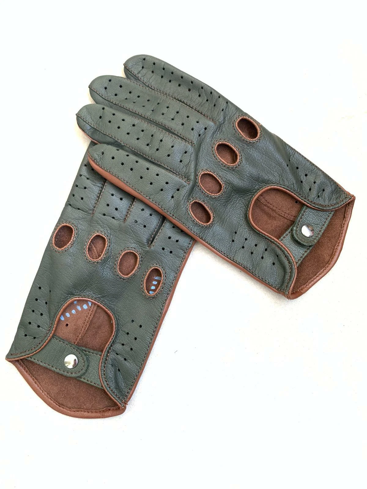 Men's Driving Genuine Napa Leather Handmade Gloves Green & Cognac
Opens in a new window or tab