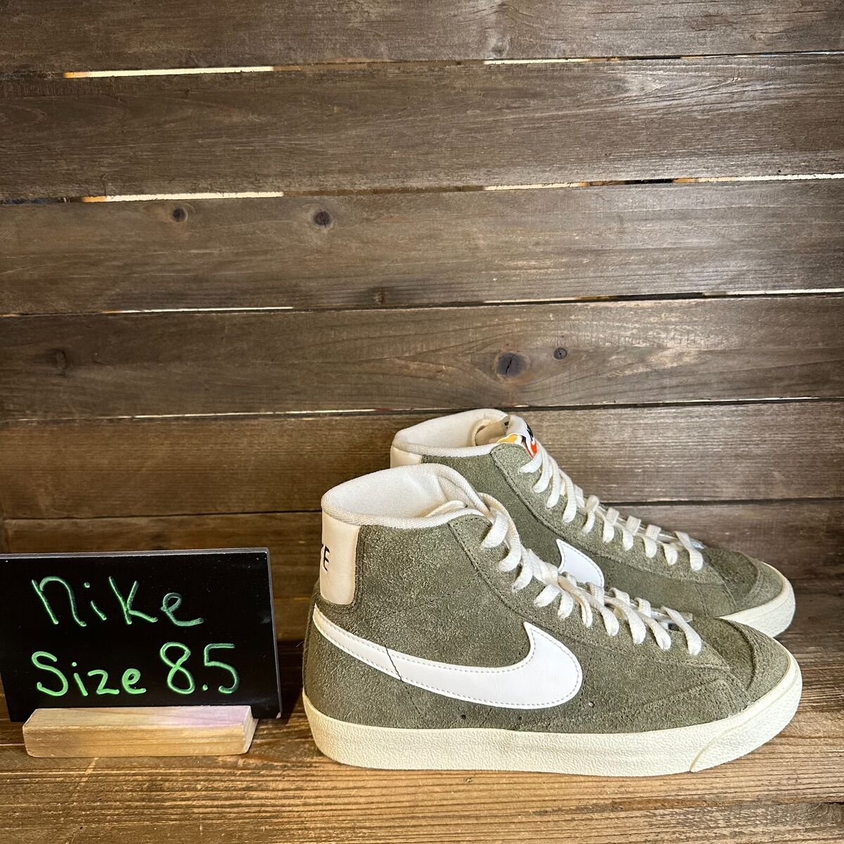 New Womens Nike Blazer Vintage Mid 77 Suede Medium Olive New Womens Nike Blazer Vintage Mid 77 Suede Medium Olive