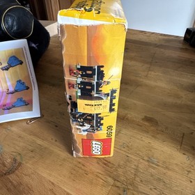 Vintage Lego #6059 - CASTLE KNIGHTS STRONGHOLD INCOMPLETE w/BOX No Horse