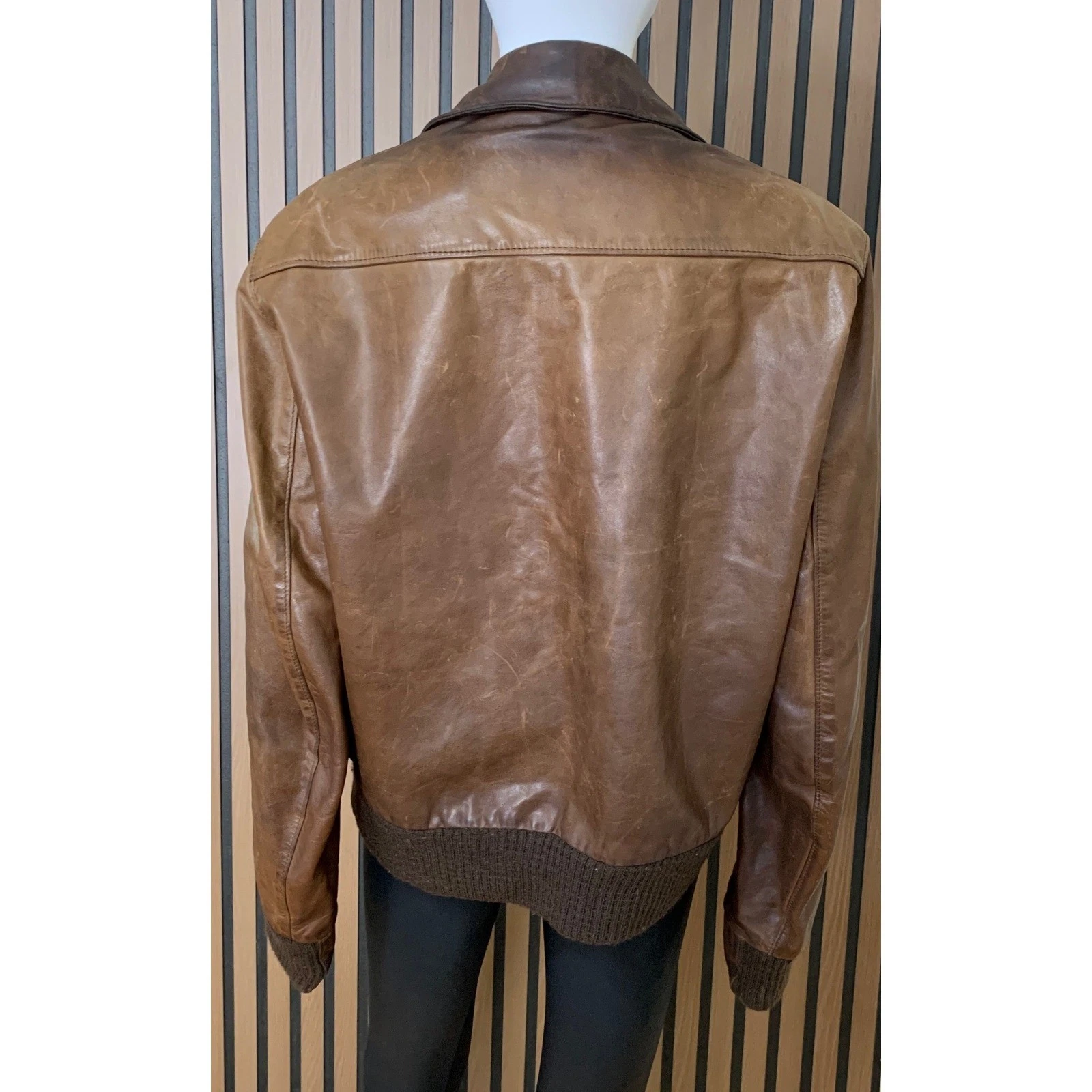 Overland Sheepskin Co. Men's Leather Bomber Flight Jacket Brown Size 42 image 3