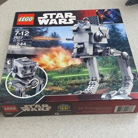 Lego Star Wars  7657   AT-ST    With Mini-Figure   Manual and Box