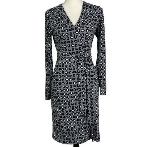 Vestido envolvente Ann Taylor Hazy azul con hojas en relieve, talla 4, 95 % poliéster, 5 % spandex - Imagen 4 de 15