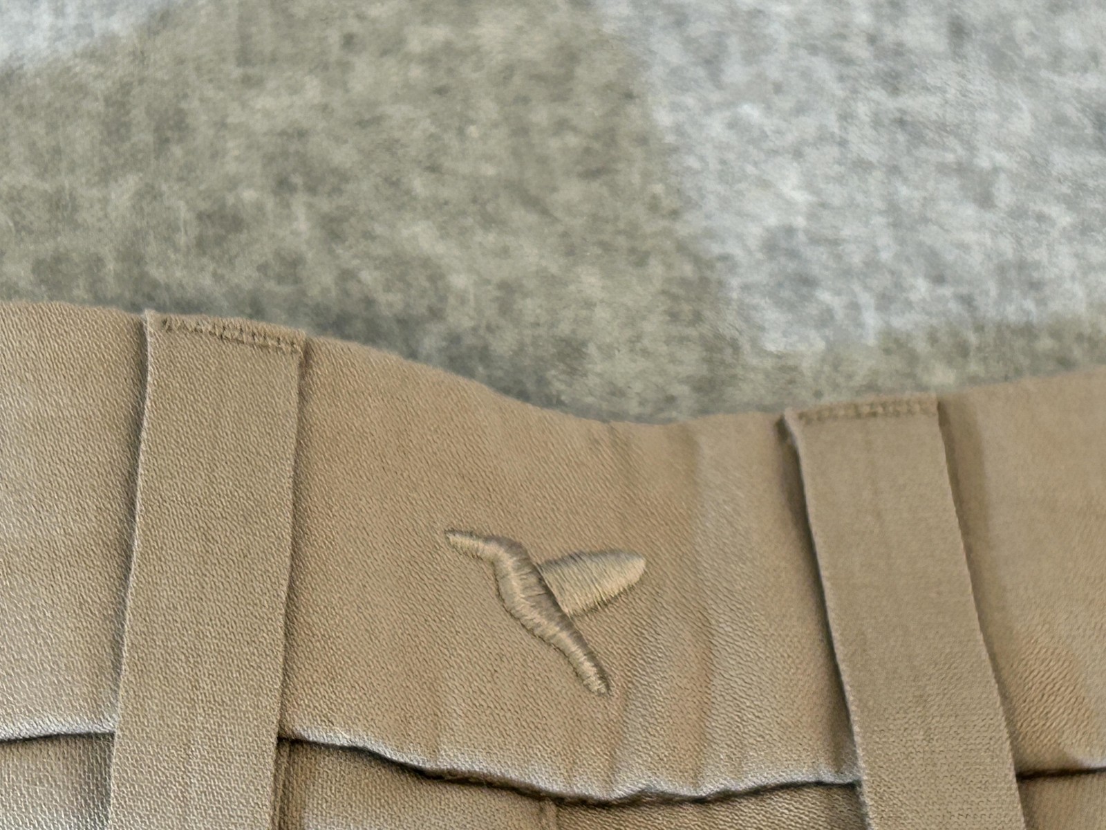 Birddogs Pants Mens 36x32 Khaki Tan Stretch Chino Performance Casual Golf