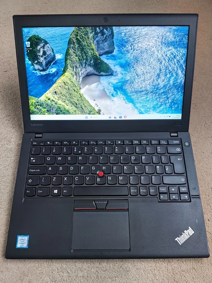 Lenovo ThinkPad X260 · i7-6600U · 8GB · 275GB, photo 1 of 5