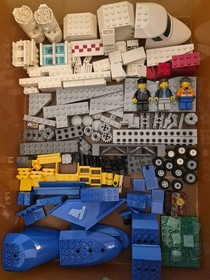 LEGO City: Passenger Plane (3181) Missing 1 Sticker, Otherwise Complete W Figs
