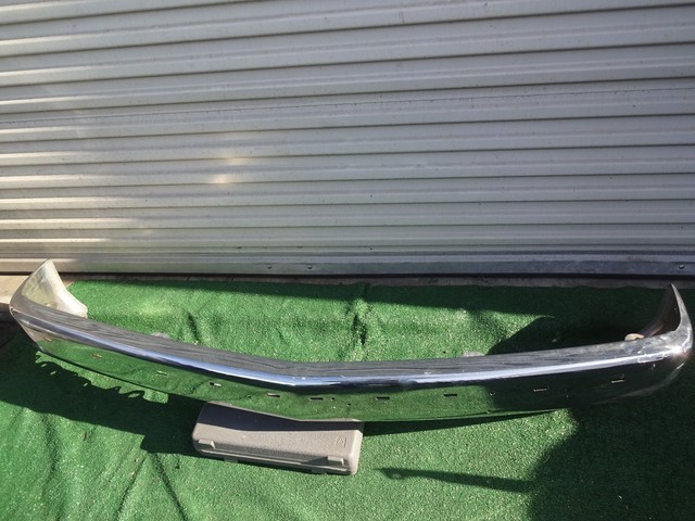95 96 97 98 Chevy Silverado Tahoe Front Chrome Bumper oem 19951998 eBay