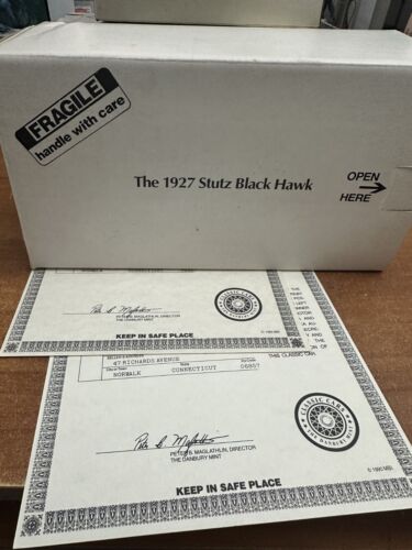 1927 Danbury Mint Stutz Black Hawk 1/24 scale 2 titles in box - Picture 5 of 5