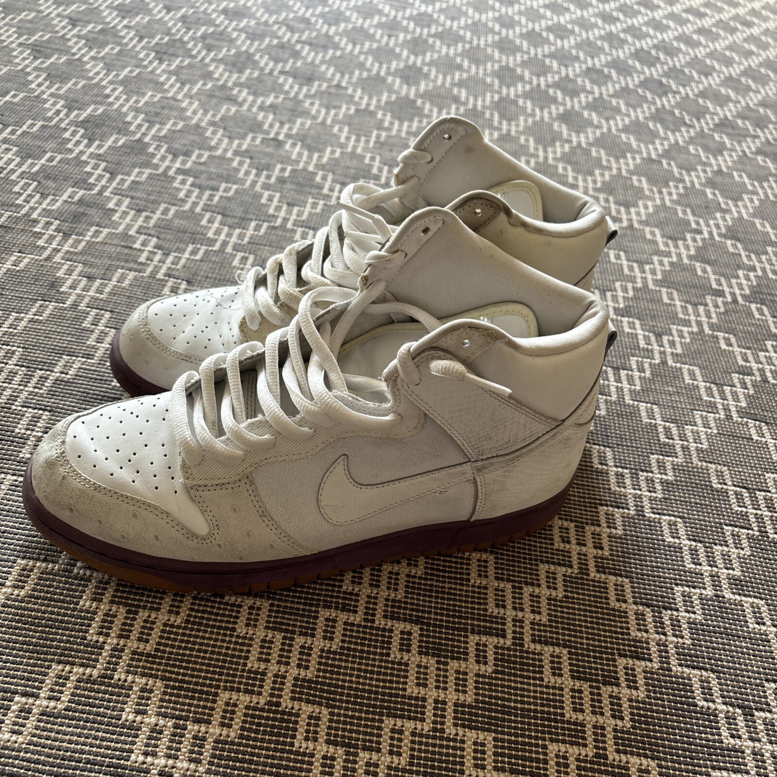 Size Nike Dunk Deluxe High White Hyacinth