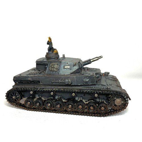 GERMAN PANZER IV TANK bolt Action WW2 Painted 28mm Warlord Games BLITZKRIEG - Picture 2 of 6