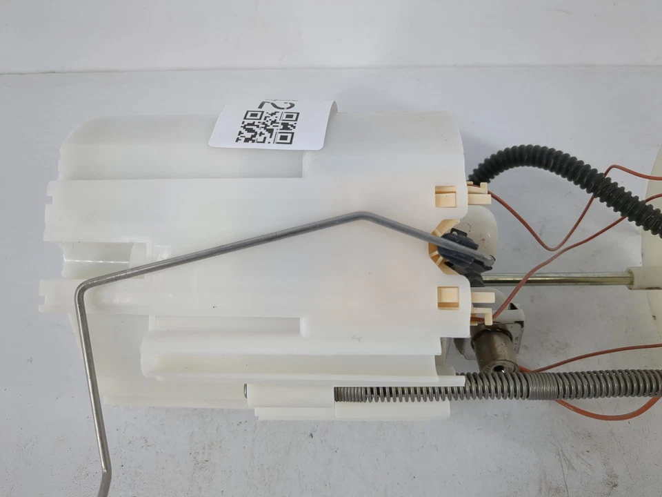 Электрический газовый топливный насос в сборе 2017-2019 Ford Escape VVJVU - Изображение 2 из 4