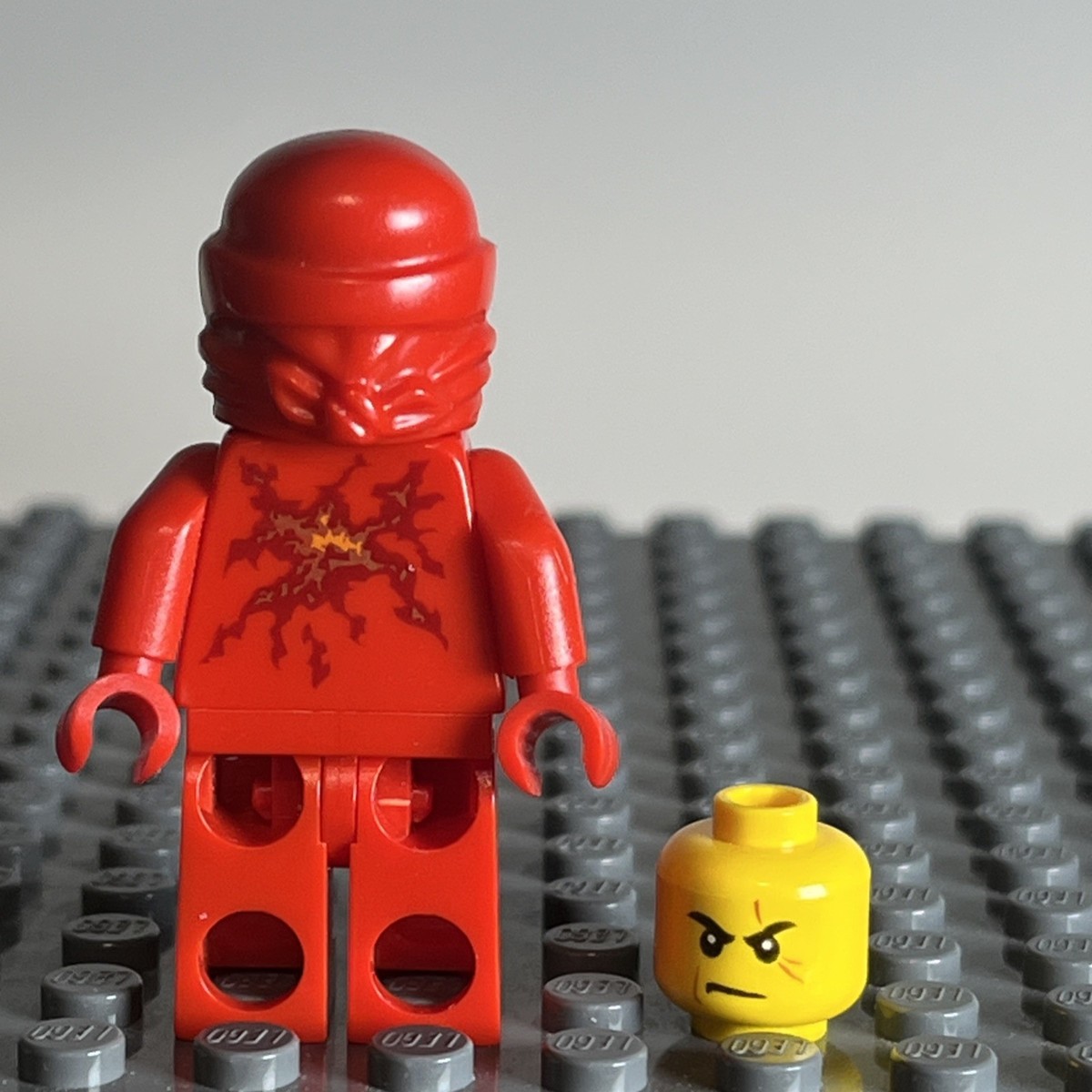 LEGO Ninjago 9591 Weapon Pack Kai NRG Minifigure njo0055 Rise of 