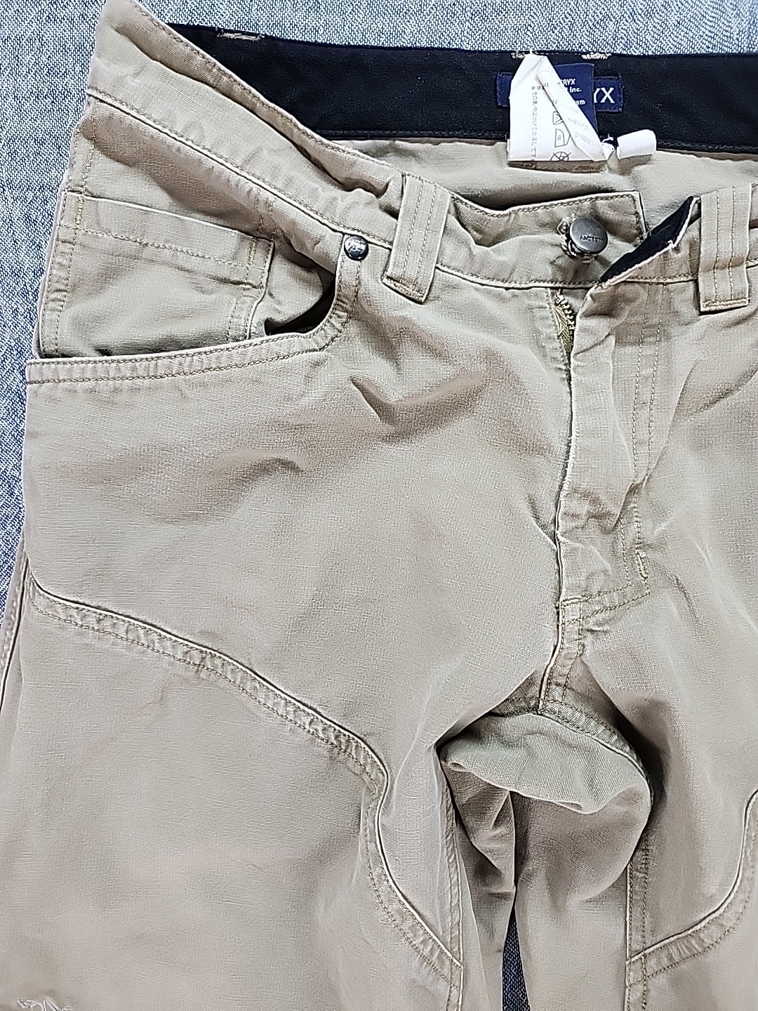 Arc'teryx Spotter Canvas Hiking Pants Men’s 30x30 Articulated Knees Vintage Gray thumbnail 3