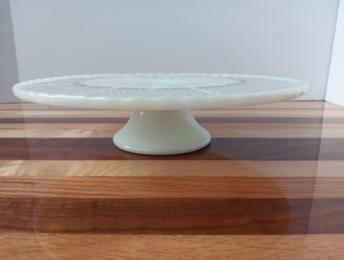 VTG Anchor Hocking Milk Glass Pedestal Cake Serving Plate Stand Tray 10" Gold - Picture 3 of 6