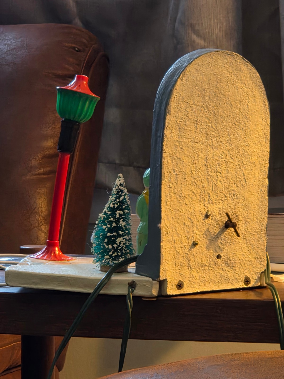 RARE VINTAGE 1930'S ,1940'S NOMA GLOLITE SINGING CAROLLERS