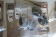 AXIS  ALLIES MINIATURES D-DAY LOT 35 SANDBAGGED MACHINE-GUN TEAM C WITH CARD X4
