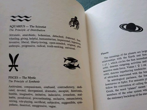 Marcia Moore & Mark Douglas, Astrology In Action, HC 1st Ed. SIGNED - Picture 7 of 10