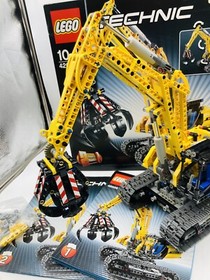 LEGO TECHNIC: Crawler Excavator (42006) Complete with Box, Instructions 2013