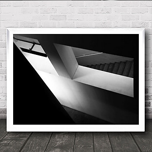Lichtschattenspiel Linien Architektur dunkel Wandkunstdruck