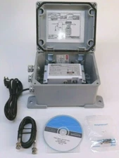 Symmetricom Microsemi 144-701-1AC Fiber Optic Tester 12V L1/L2 w/ Ortel 3111A 