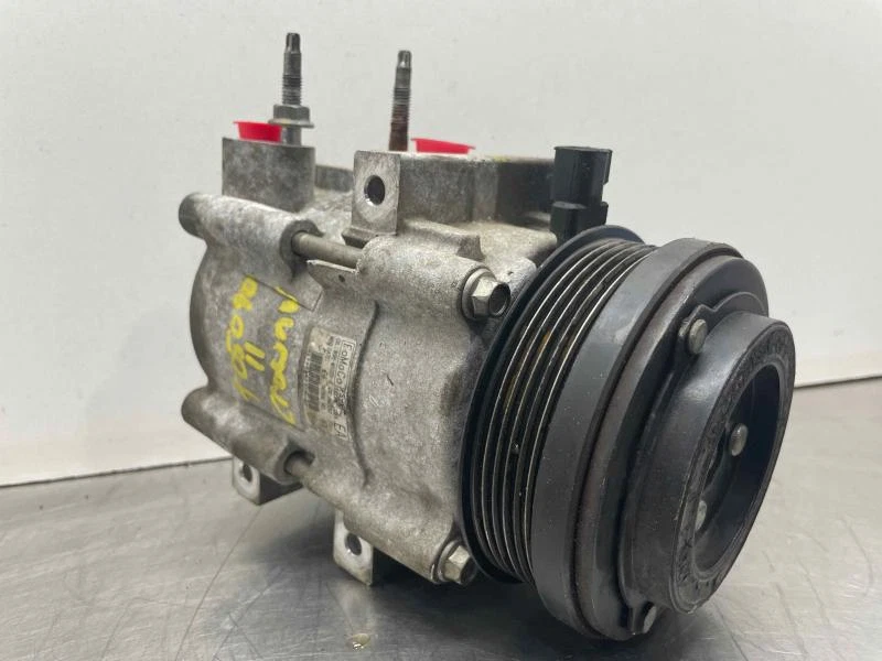 Compresor de aire acondicionado Lincoln Town Car 2006-2011 fabricante de equipos originales Foto 2 de 4