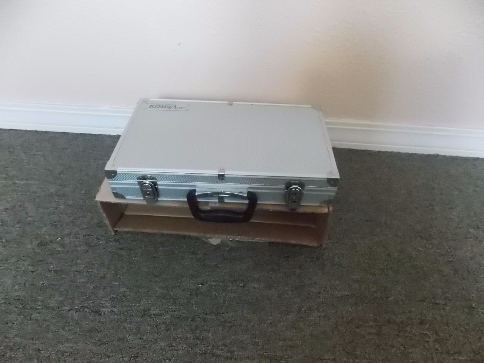 Picture 4 of 6