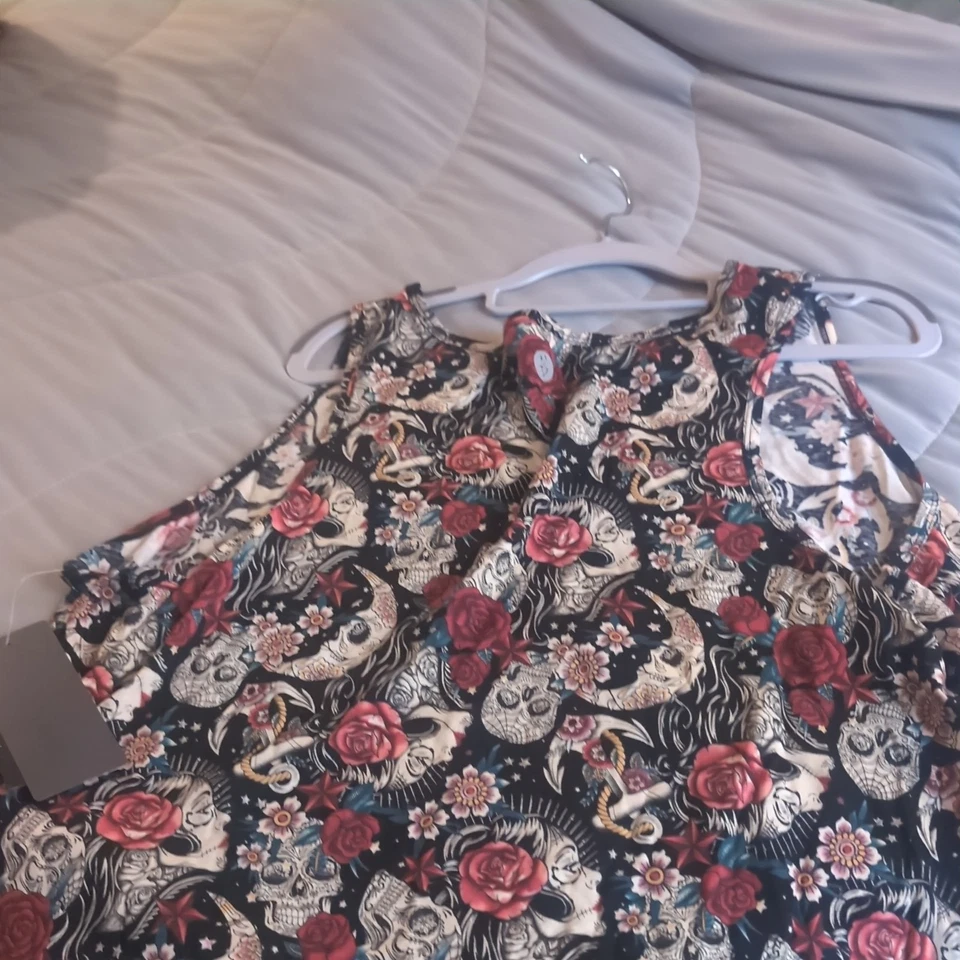 Camiseta sin mangas túnica activa absorbente estampado tatuaje negro tórrido para mujer TALLA 3 Foto 4 de 4