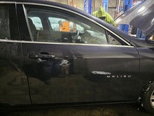 Passenger Right Front Door Automatic Down Fits 16-25 MALIBU 2377096