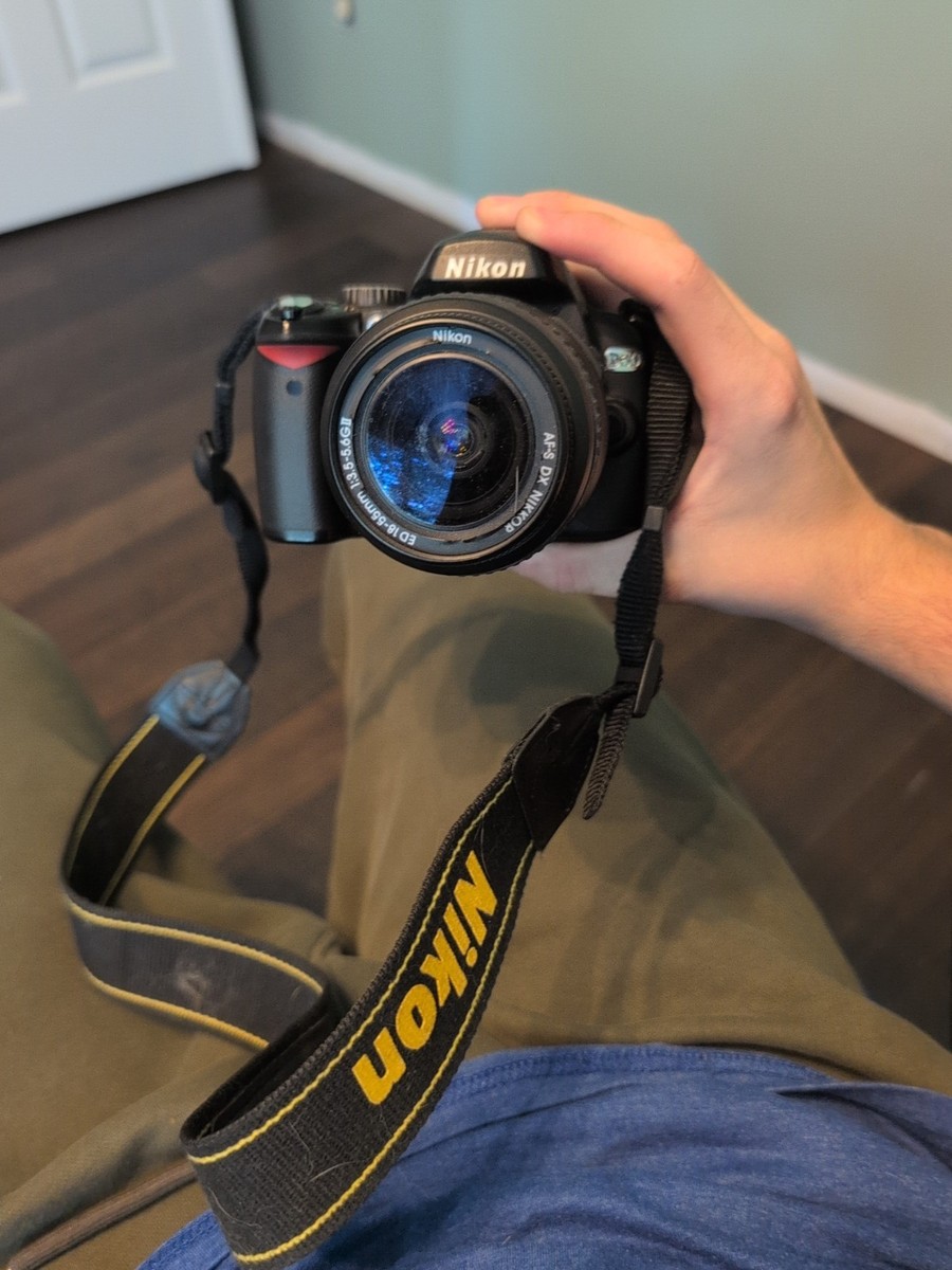 Nikon D60 DSLR Camera with 18-55mm, No SD Card, No Charger, With