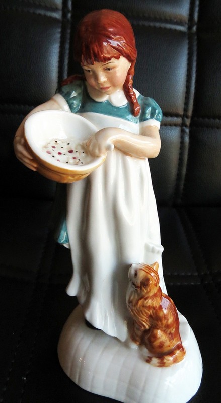 Childhood Days Save Some For Me Royal Doulton HN2959 Girl with Mixing Bowl & Cat