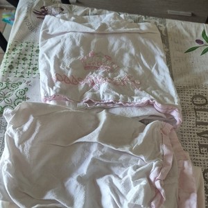 Completo lenzuola lettino Minnie Mouse in cotone bianco/rosa 2 pz