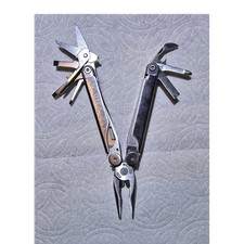 Leatherman Wave Multi-Tool Metal Blade & Hand...