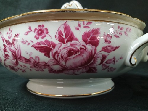 Royal Albert PARADISE RED Covered Vegetable Bowl - Picture 6 of 11