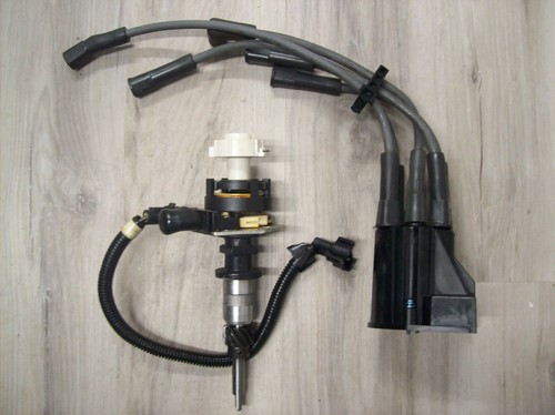 Volvo Penta GM SX 3.0L Ignition Distributor 1103782 Marine Boat Motor - Foto 1 di 2